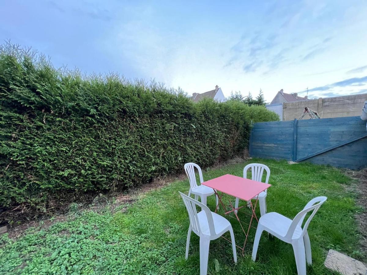 Appartement Le Mollien à Calais Extérieur photo